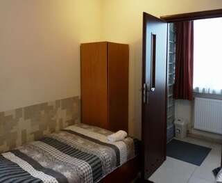 Хостелы Noclegi - Pokoje KING Дравско-Поморске Двухместный номер с 2 отдельными кроватями и собственной ванной комнатой-3